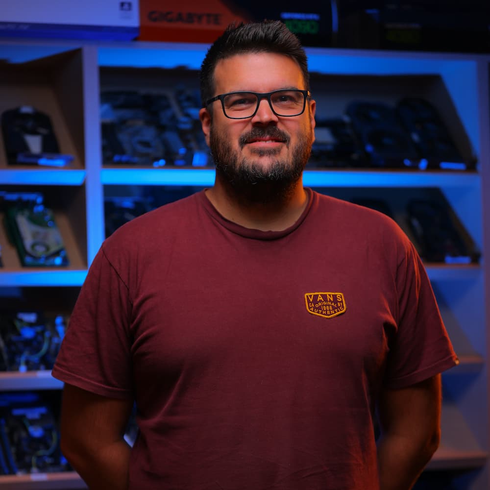 Carolljo Maher | Équipe | Huwiz