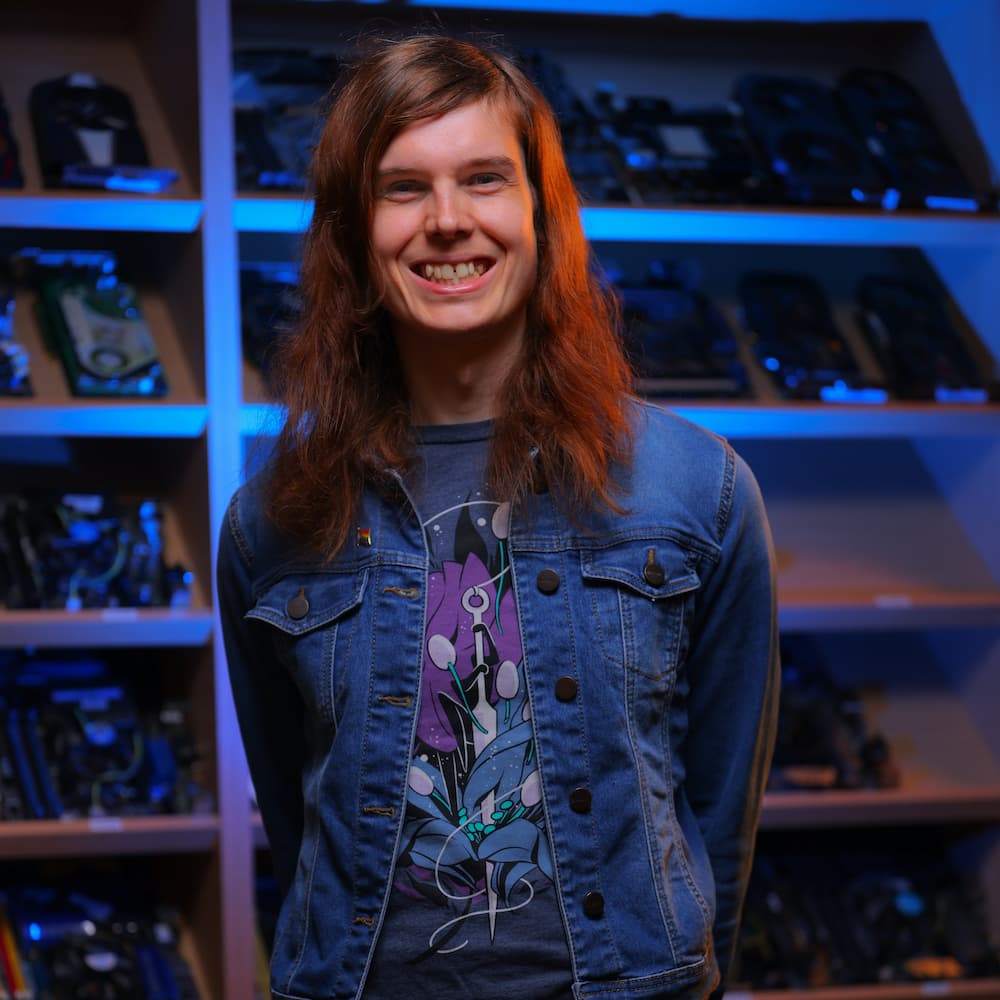 Chloe Chabot | Équipe | Huwiz